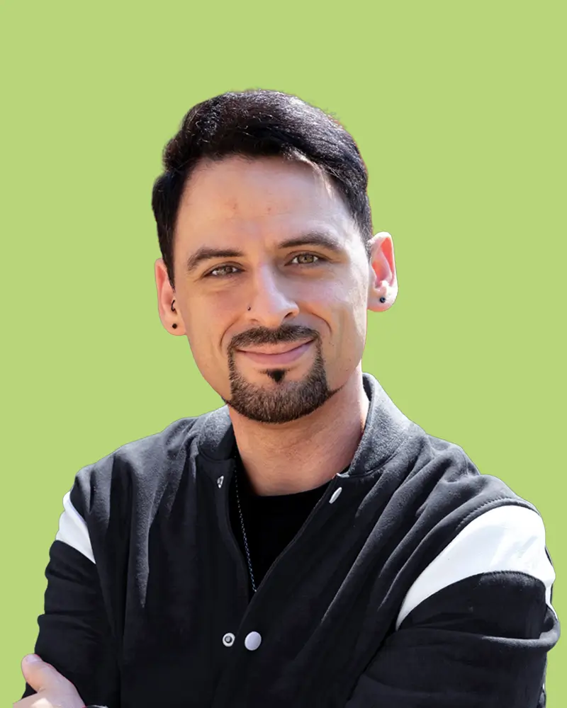 Caz graphic designer at Digital Bear Studio